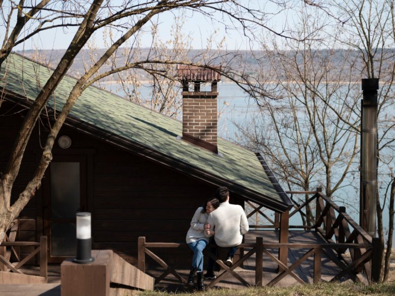 À la croisée des étoiles et des forêts : vivez une nuit dans le jura autrement